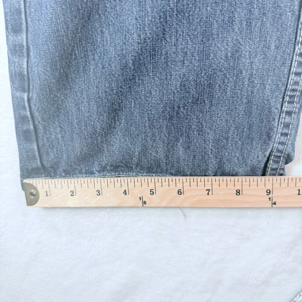 Vintage Rocawear Jeans in size 34x34 Men’s Y2K streetwear 90’s